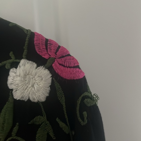 Auguste the Label Embroidered Floral Romper - Picture 4 of 8